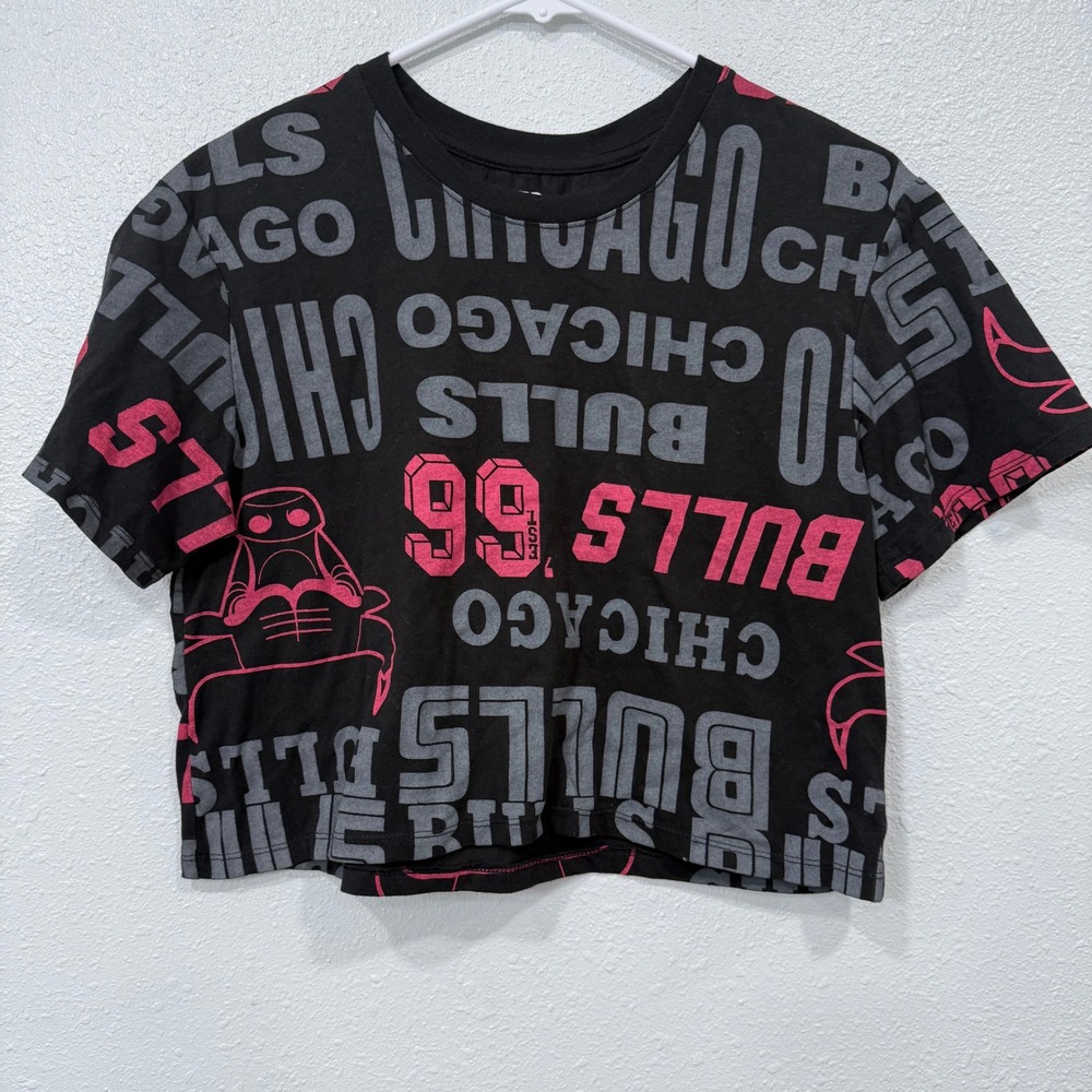 Chicago Bulls Kids Cropped T Shirt Size S Black Pink Graphic NBA 2022